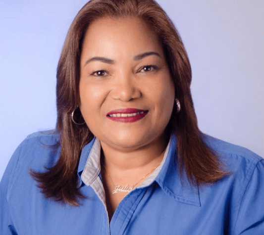¿Quién es Julia Drullard, la nueva gobernadora de la provincia Santo Domingo?